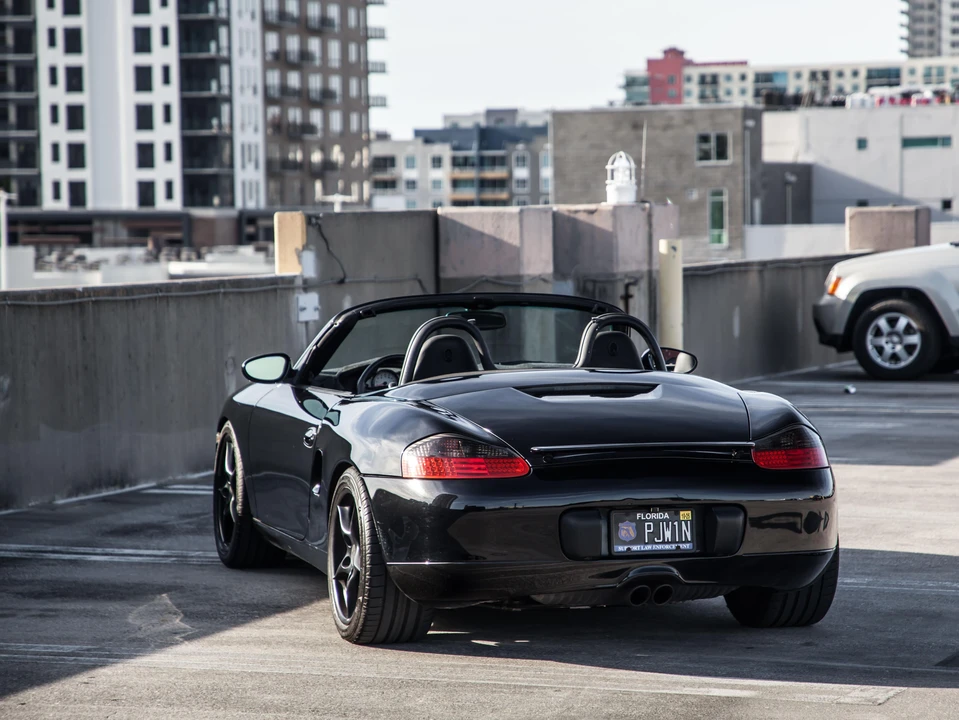 2001 Porsche 986 Boxster S - Image 14 of 31