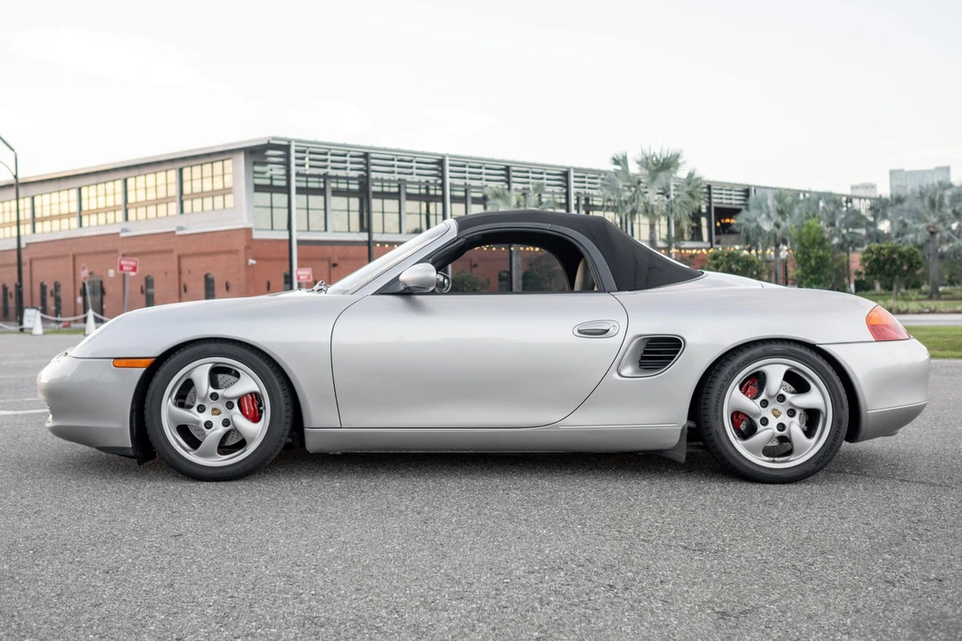 2001 Porsche 986 Boxster S - Image 6 of 31