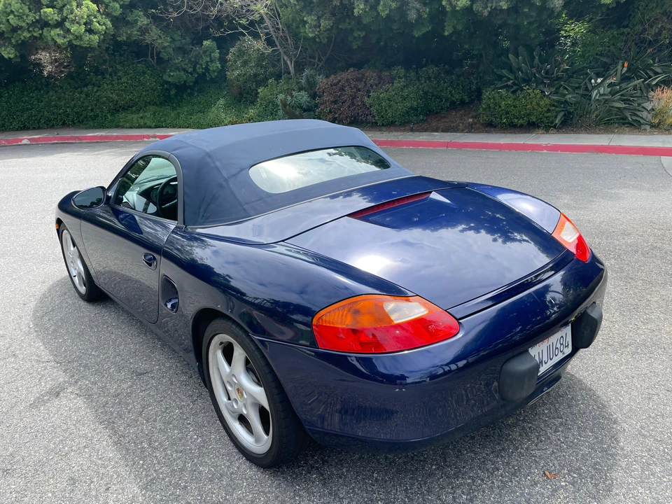 2001 Porsche 986 Boxster S - Image 9 of 31