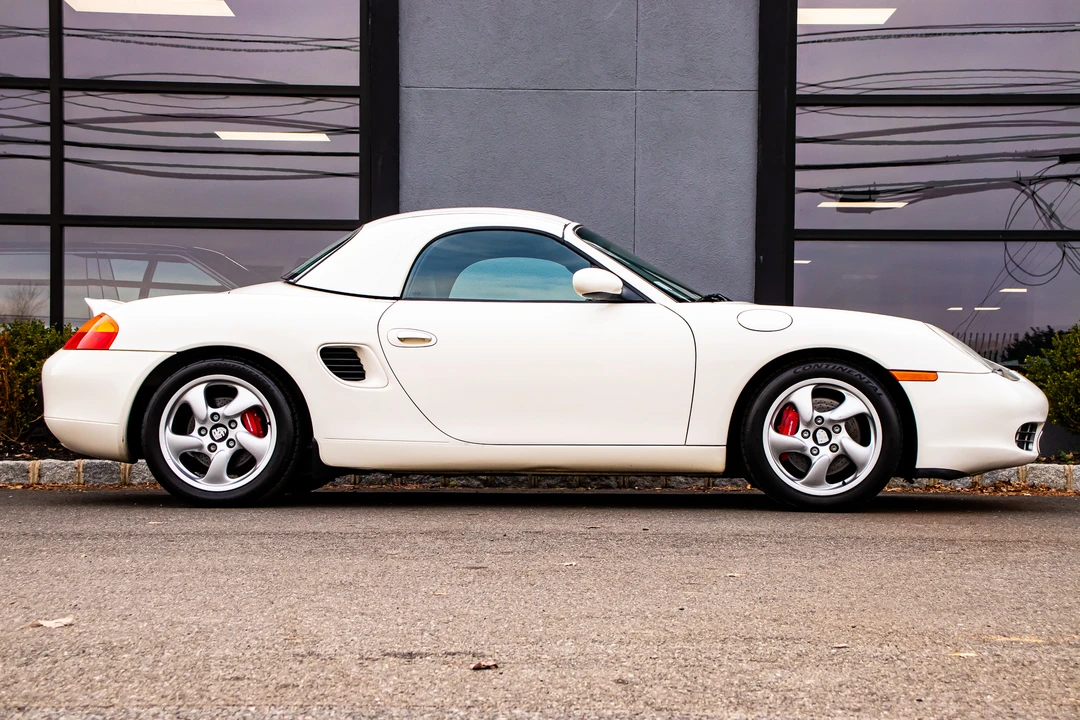 2001 Porsche 986 Boxster S - Image 19 of 31