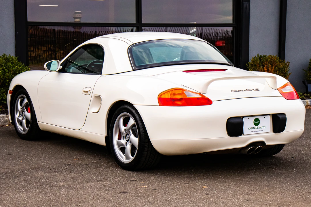 2001 Porsche 986 Boxster S - Image 15 of 31