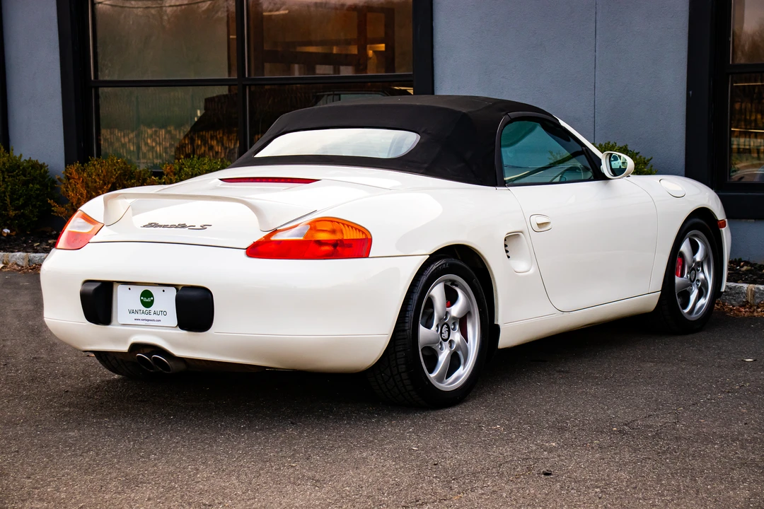 2001 Porsche 986 Boxster S - Image 14 of 31