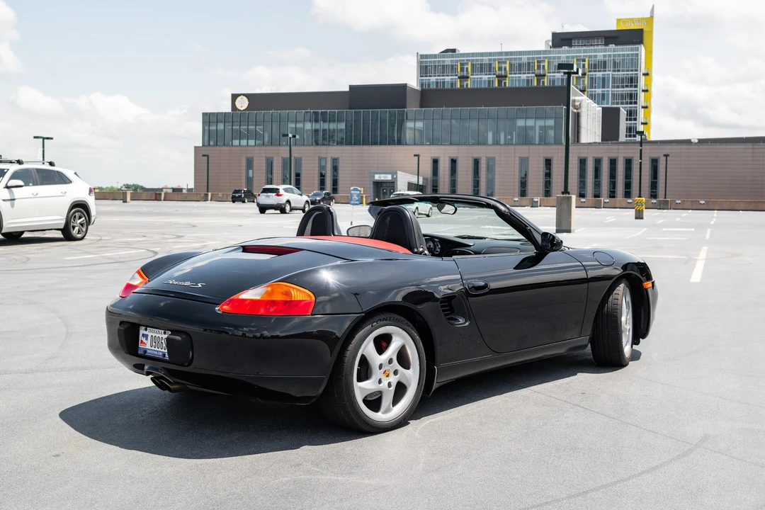 2001 Porsche 986 Boxster S - Image 9 of 31