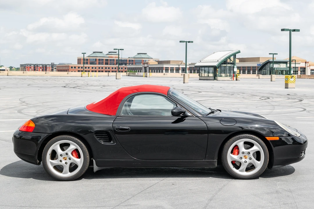 2001 Porsche 986 Boxster S - Image 14 of 31