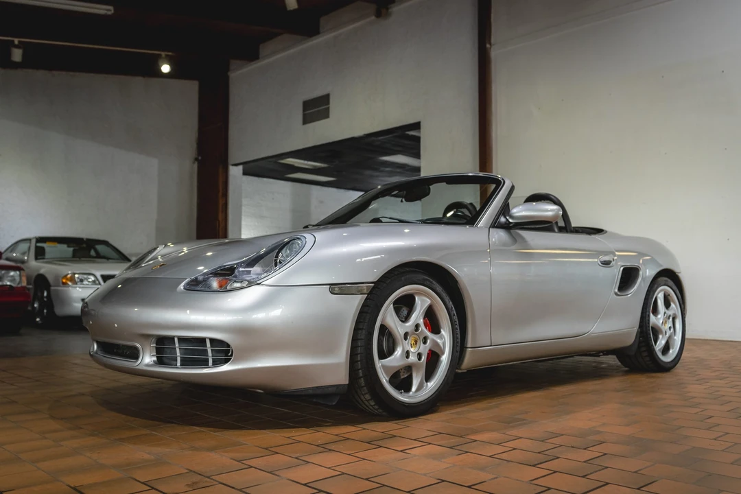 2001 Porsche 986 Boxster S - Image 24 of 31