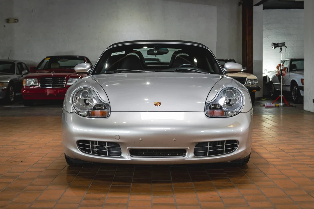 2001 Porsche 986 Boxster S - Image 14 of 31