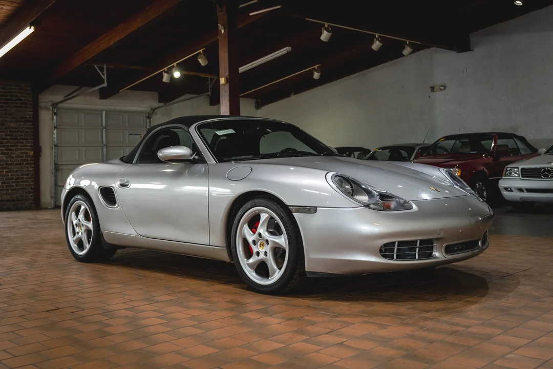 2001 Porsche 986 Boxster S - Image 11 of 31