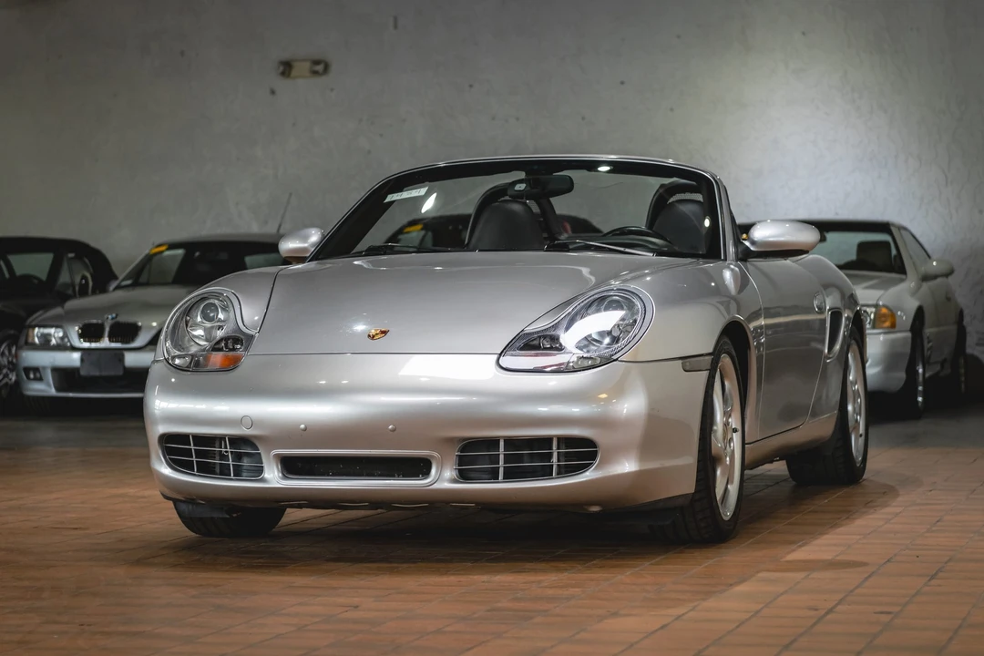 2001 Porsche 986 Boxster S - Image 16 of 31