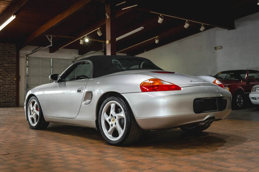 2001 Porsche 986 Boxster S - Image 5 of 31