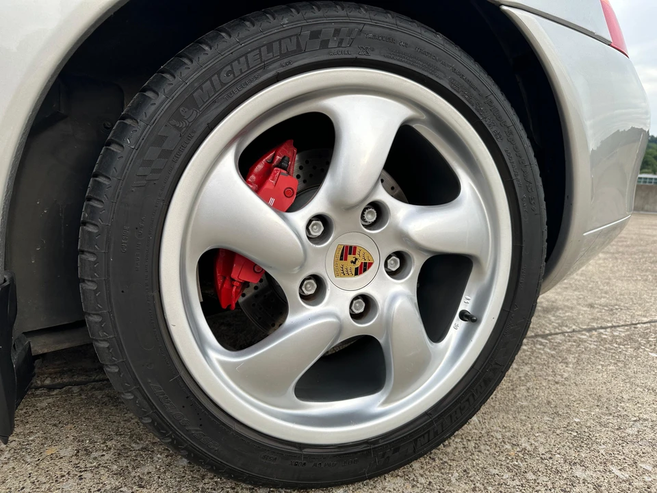 2001 Porsche 986 Boxster - Image 30 of 31