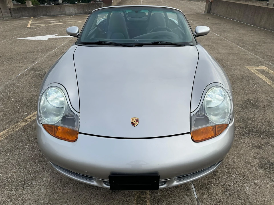 2001 Porsche 986 Boxster - Image 8 of 31