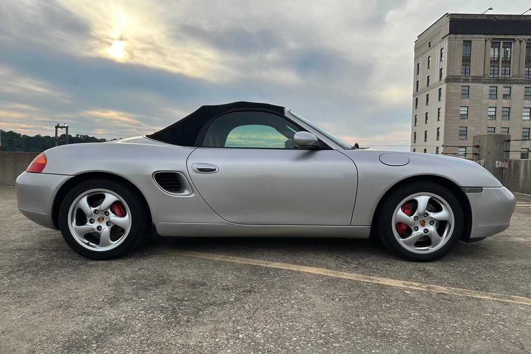 2001 Porsche 986 Boxster - Image 3 of 31