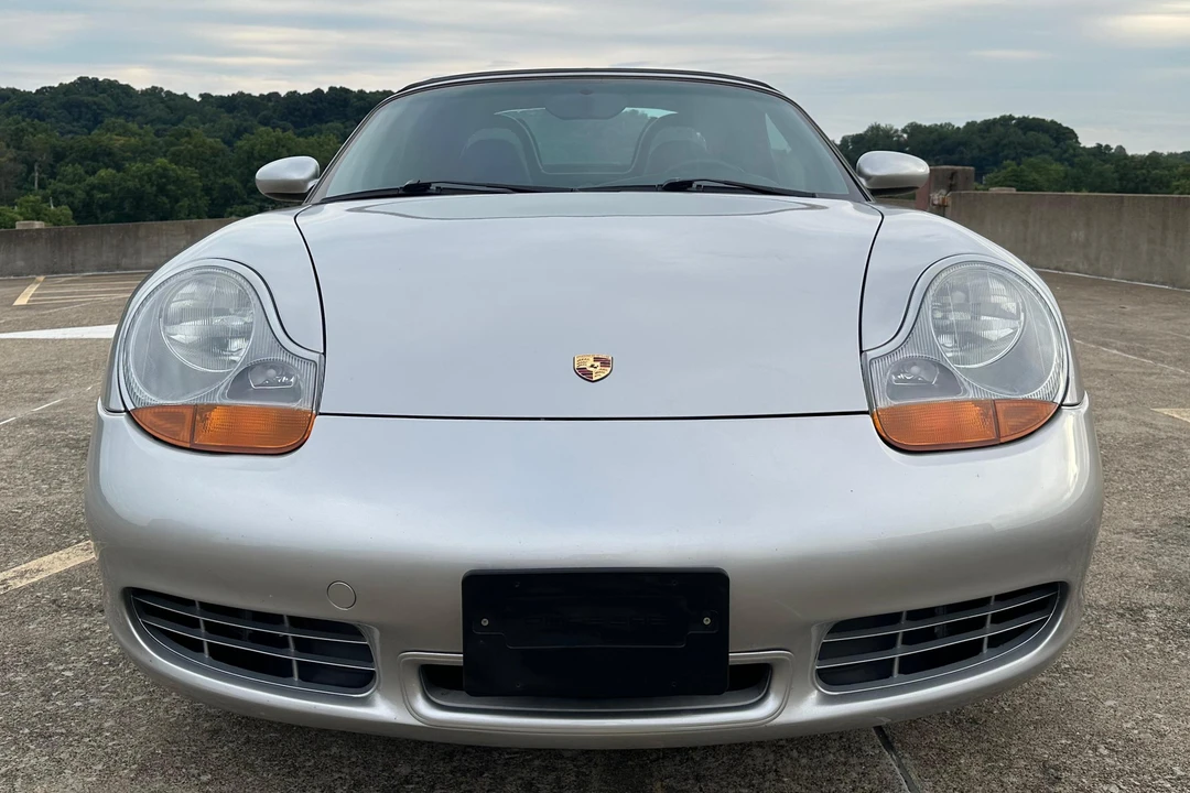 2001 Porsche 986 Boxster - Image 2 of 31