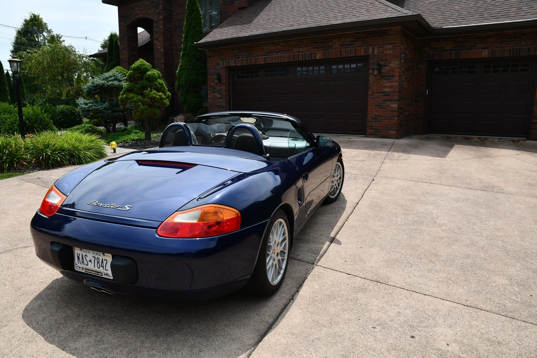 2001 Porsche 986 Boxster S - Image 11 of 25