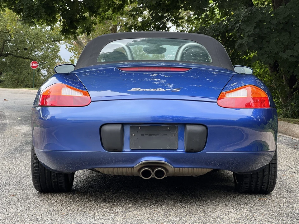2001 Porsche 986 Boxster S - Image 16 of 31