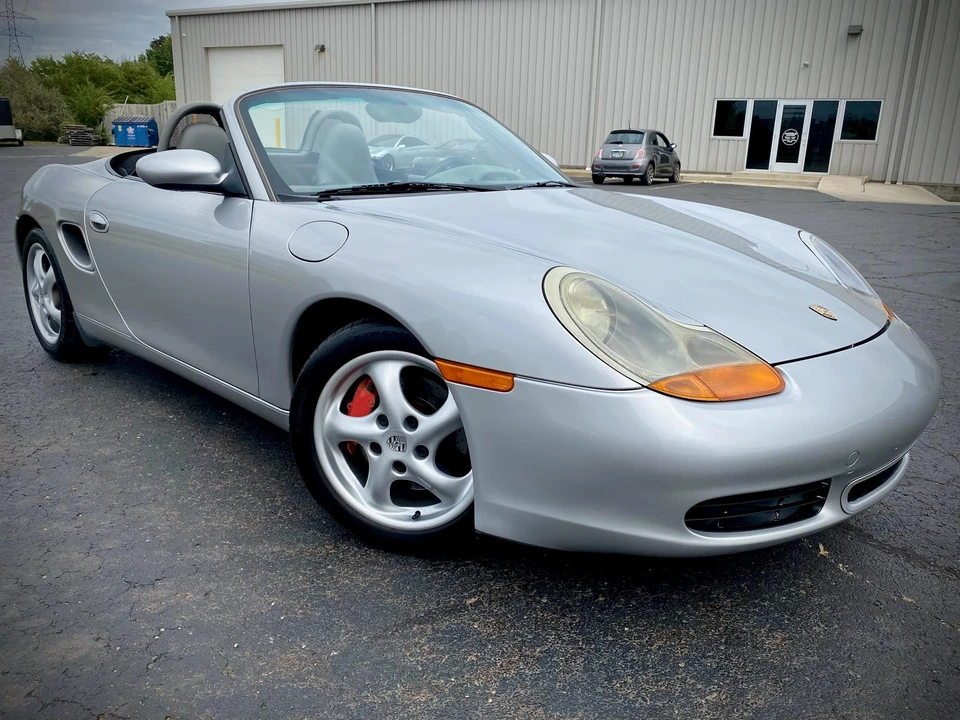 2001 Porsche 986 Boxster S - Image 17 of 31