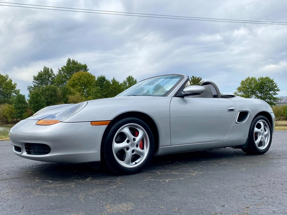 2001 Porsche 986 Boxster S - Image 8 of 31