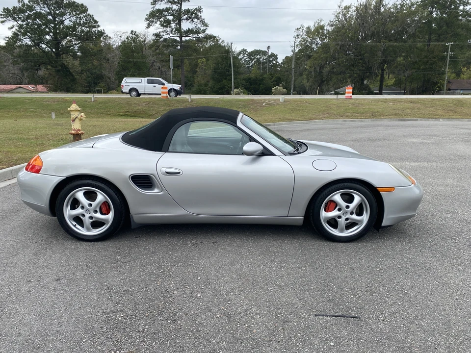 2001 Porsche 986 Boxster S - Image 12 of 31