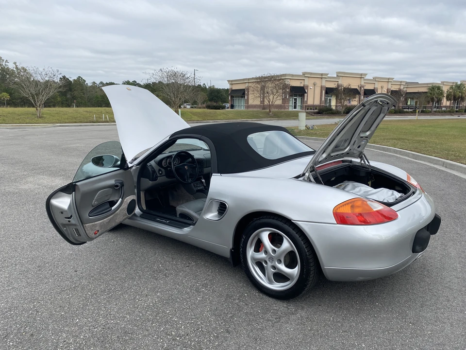 2001 Porsche 986 Boxster S - Image 14 of 31