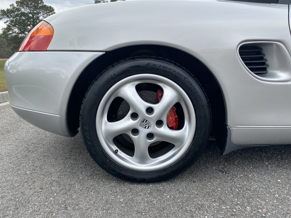 2001 Porsche 986 Boxster S - Image 22 of 31
