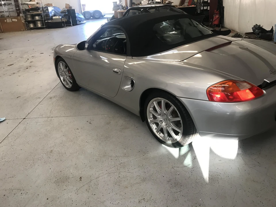 2001 Porsche 986 Boxster S - Image 19 of 31
