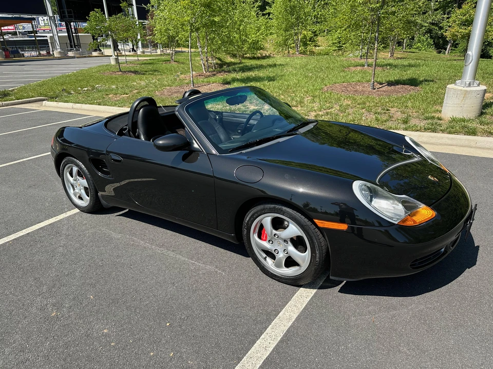 2001 Porsche 986 Boxster S - Image 24 of 31