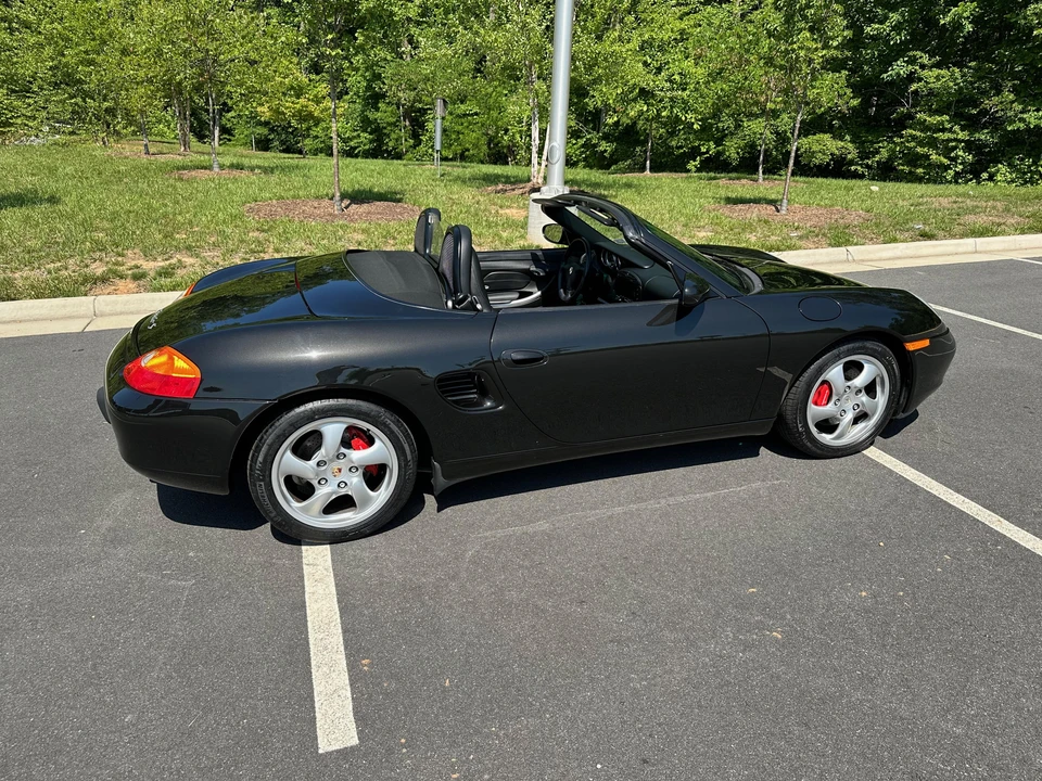 2001 Porsche 986 Boxster S - Image 22 of 31