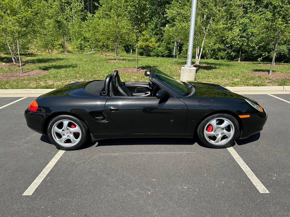 2001 Porsche 986 Boxster S - Image 23 of 31