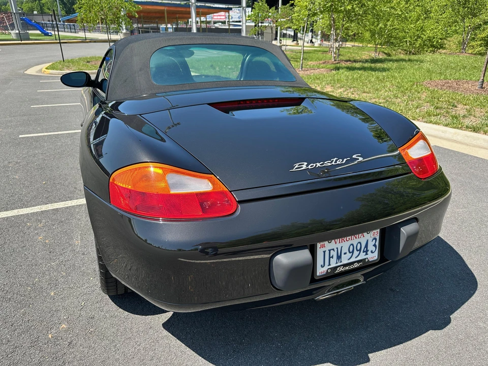 2001 Porsche 986 Boxster S - Image 16 of 31