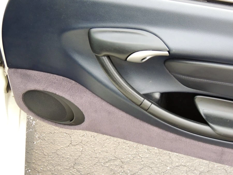 2001 Porsche 986 Boxster - Image 9 of 12