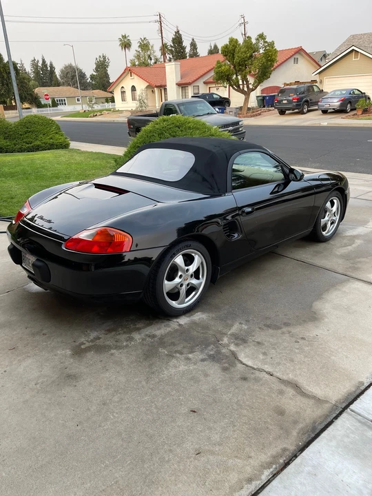 2001 Porsche 986 Boxster - Image 12 of 29