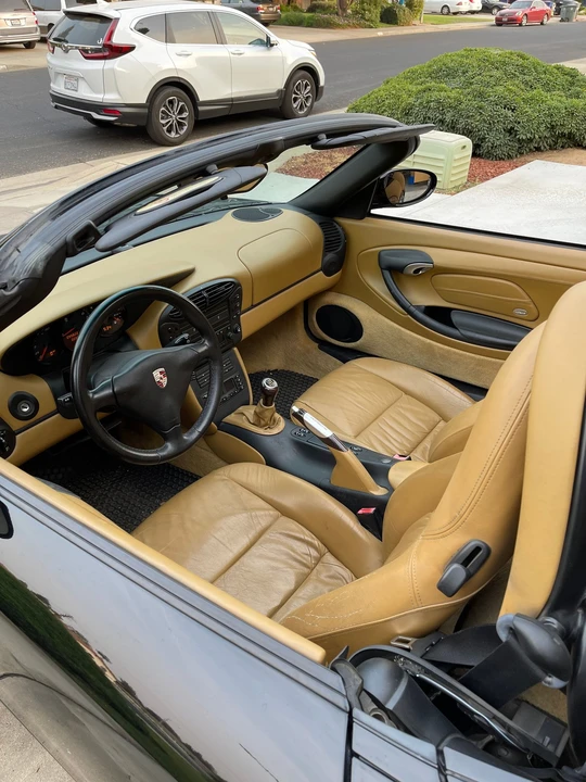 2001 Porsche 986 Boxster - Image 17 of 29