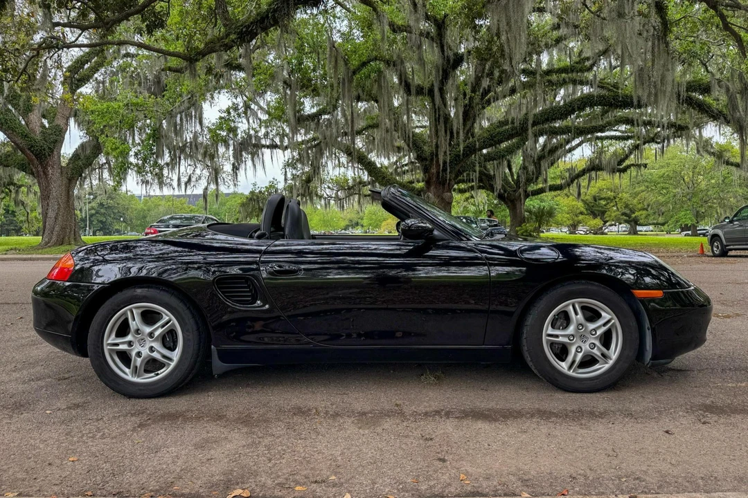 2001 Porsche 986 Boxster - Image 3 of 31