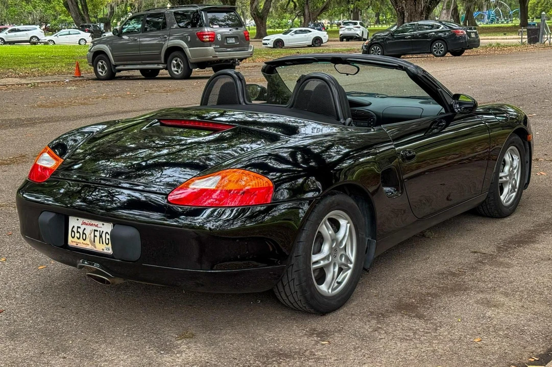 2001 Porsche 986 Boxster - Image 4 of 31