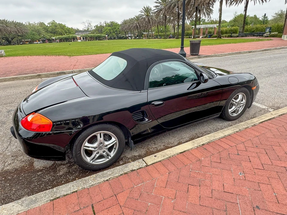 2001 Porsche 986 Boxster - Image 19 of 31