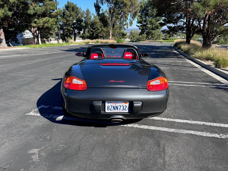 2001 Porsche 986 Boxster - Image 16 of 31