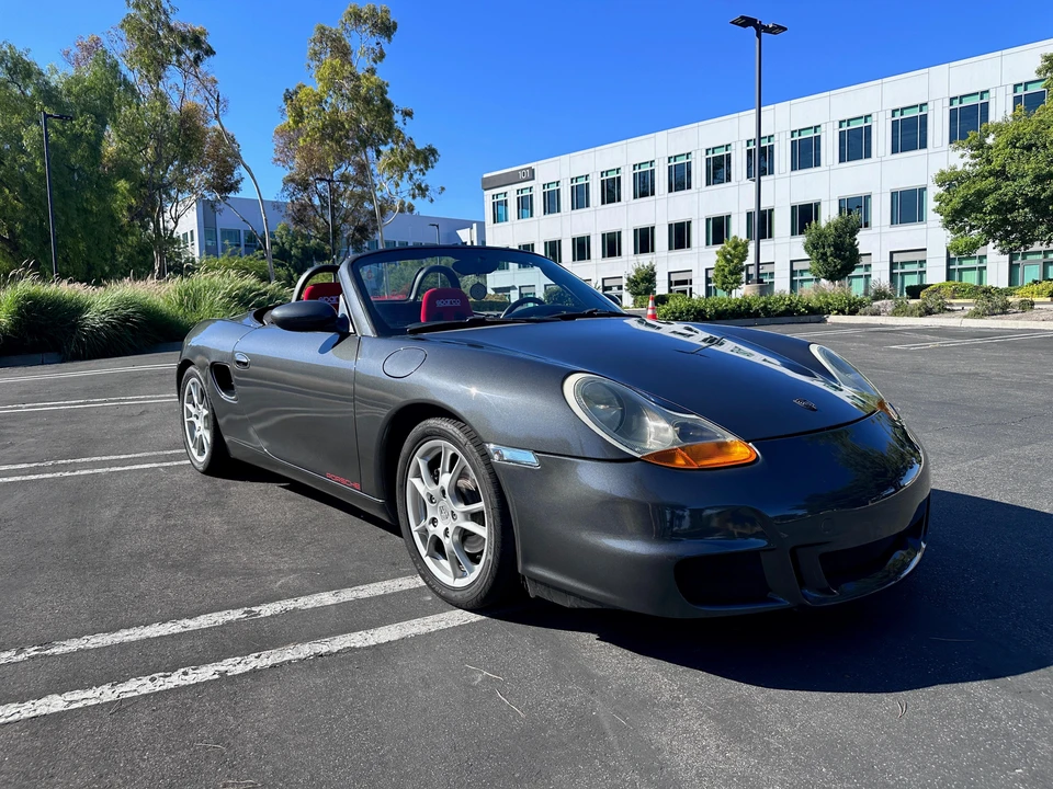 2001 Porsche 986 Boxster - Image 24 of 31