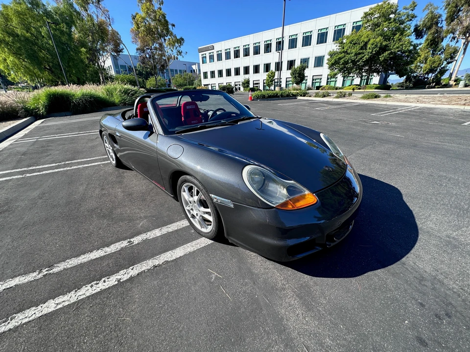2001 Porsche 986 Boxster - Image 25 of 31
