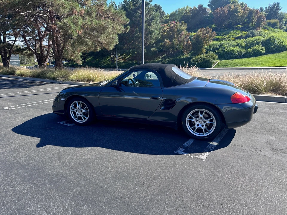 2001 Porsche 986 Boxster - Image 30 of 31