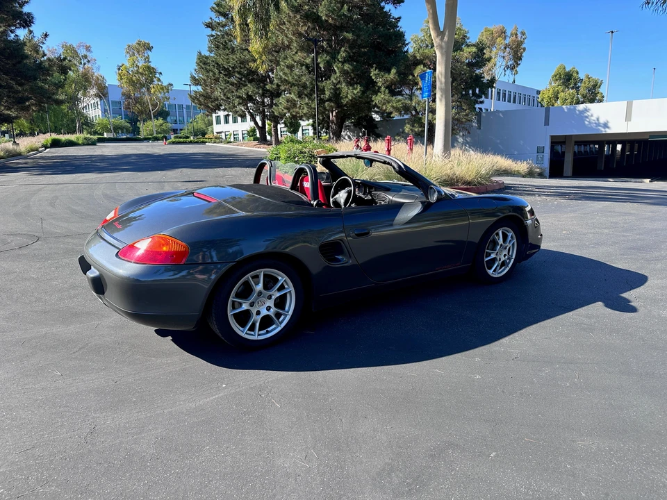 2001 Porsche 986 Boxster - Image 19 of 31