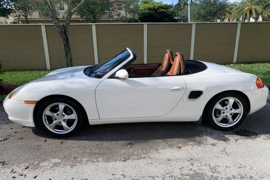 2001 Porsche 986 Boxster - Image 3 of 31
