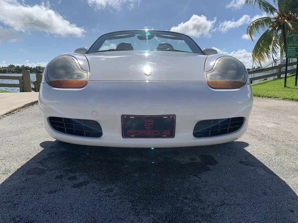 2001 Porsche 986 Boxster - Image 6 of 31