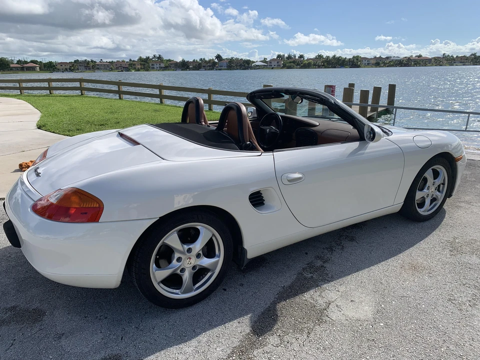 2001 Porsche 986 Boxster - Image 22 of 31