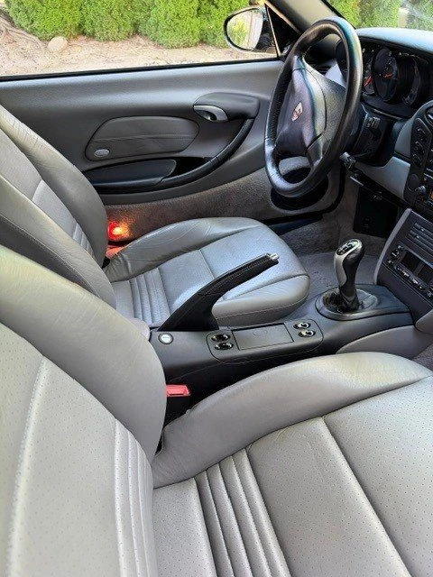 2001 Porsche 986 Boxster - Image 8 of 16
