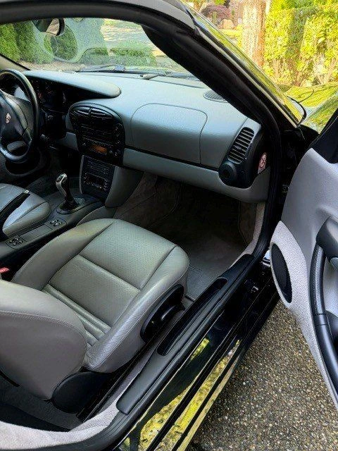 2001 Porsche 986 Boxster - Image 7 of 16