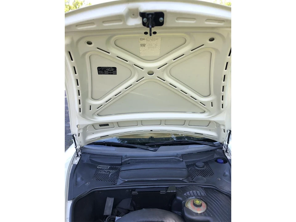 2001 Porsche 986 Boxster - Image 7 of 16