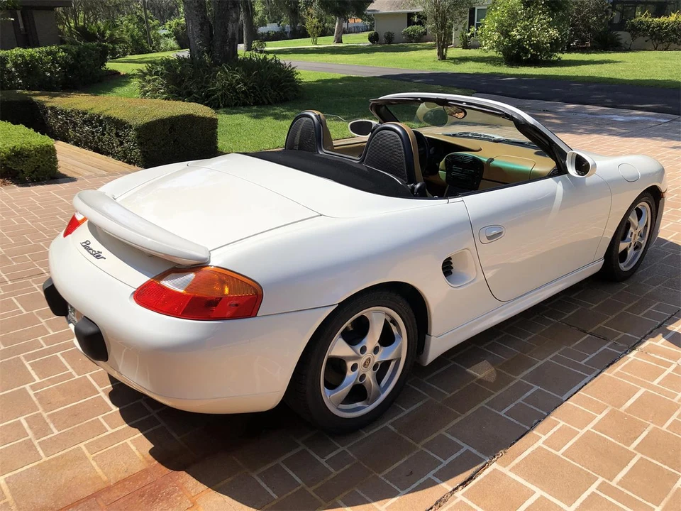2001 Porsche 986 Boxster - Image 13 of 16
