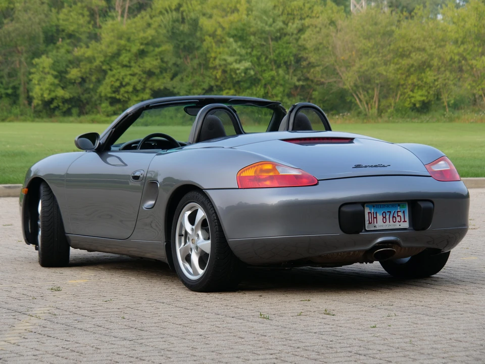 2001 Porsche 986 Boxster - Image 16 of 31