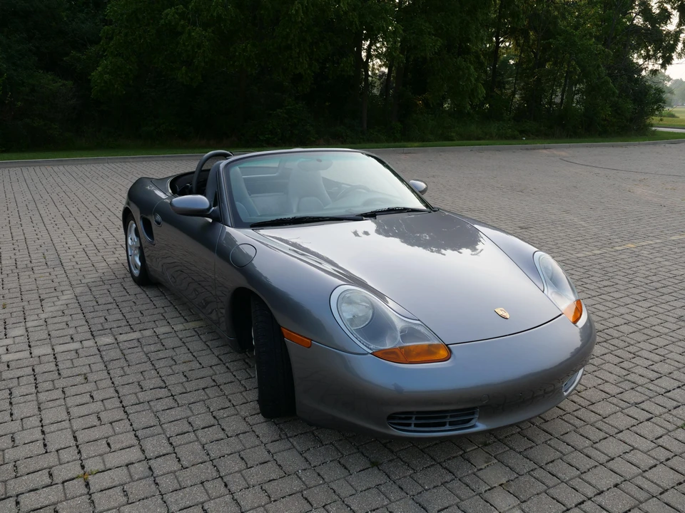 2001 Porsche 986 Boxster - Image 27 of 31