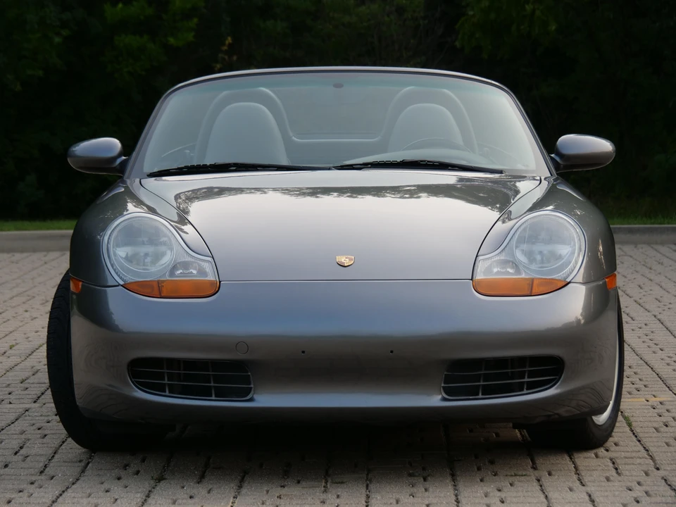 2001 Porsche 986 Boxster - Image 6 of 31